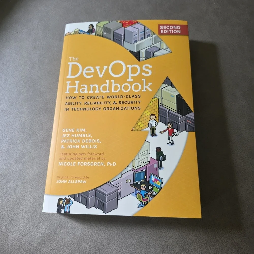 THE DEV OPS HANDBOOK, GENE KIM, TRADE PAPERBACK, 2021,